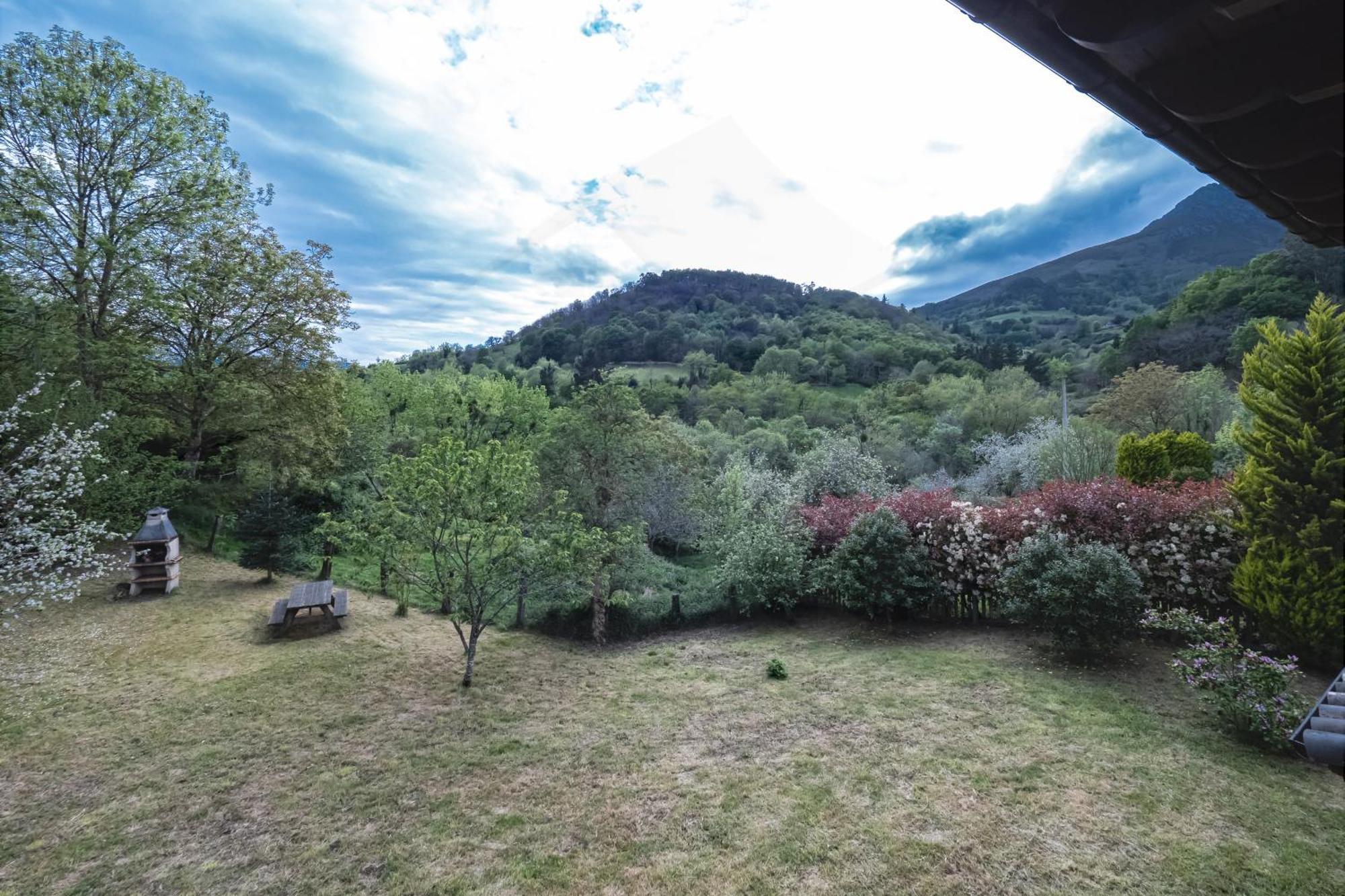 La Coqueta Del Sueve Villa Arriondas Buitenkant foto